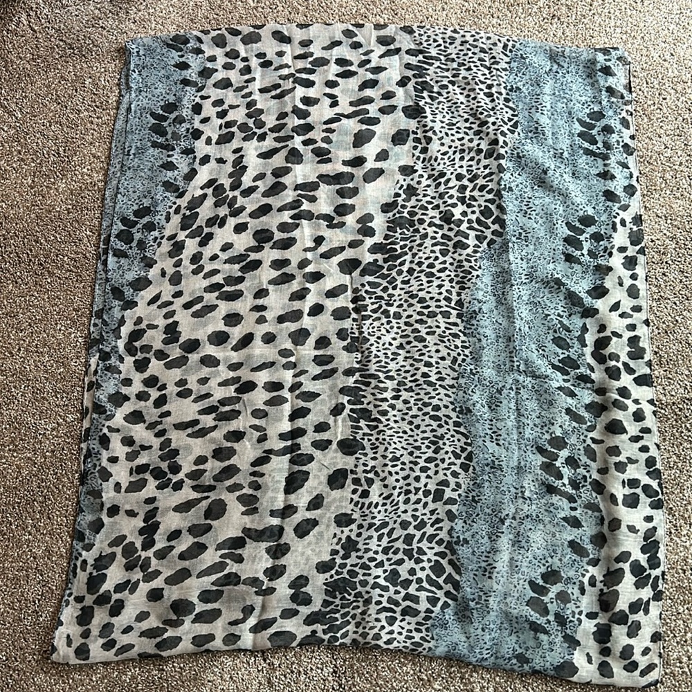 **3/$15** Grey and black sheer cheetah infinity scarf